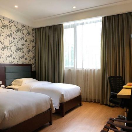 Haiyatt Hotel Shanghai Buitenkant foto