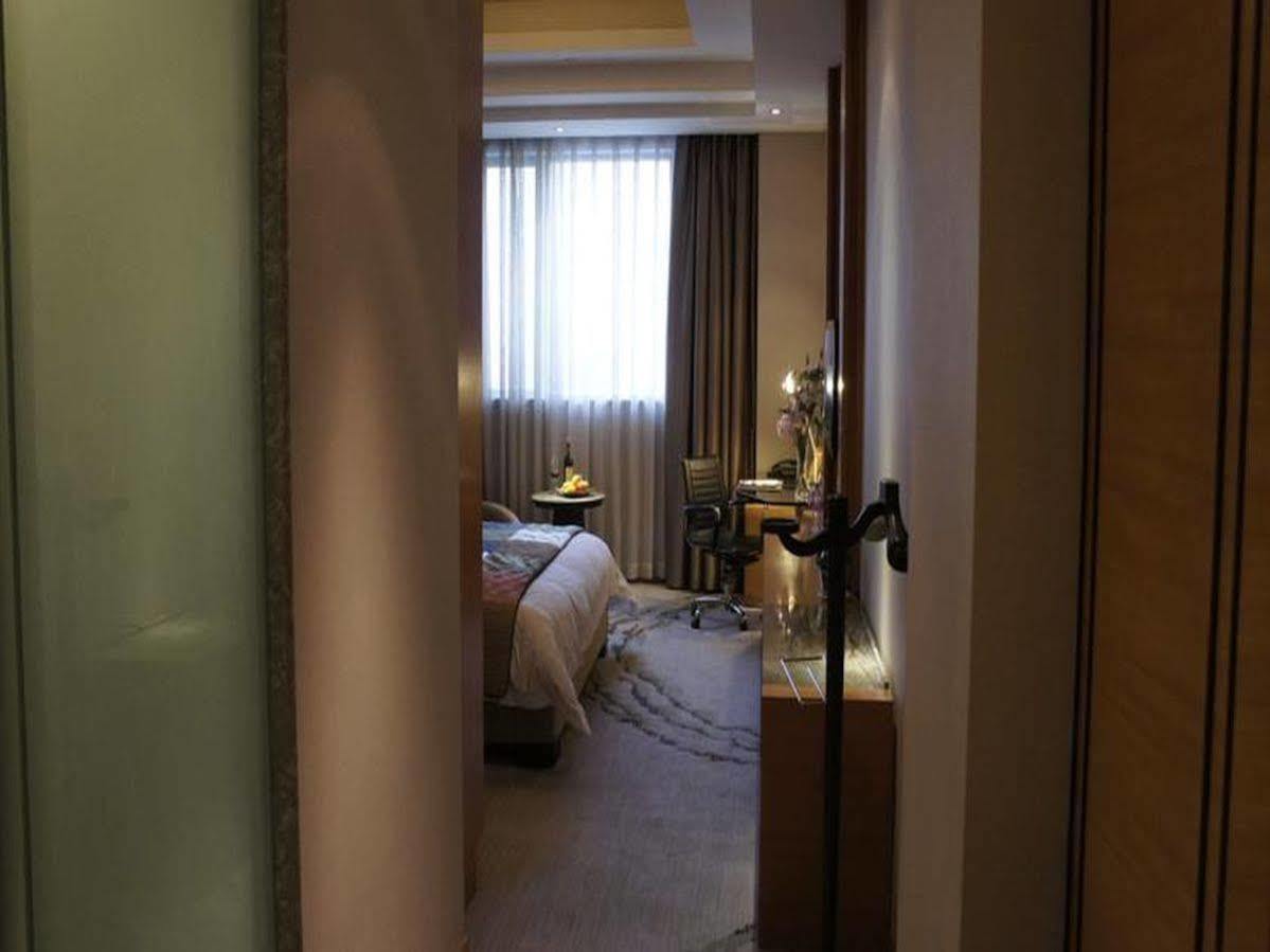 Haiyatt Hotel Shanghai Buitenkant foto